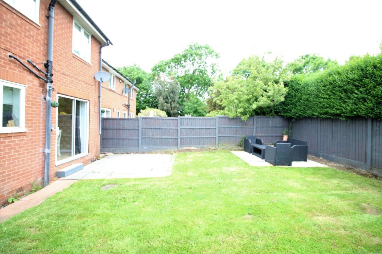 Doncaster - Warmsworth - Great Customer Feedback - 3 Bed Detached House - Private Garden & Parking Plus Garage - Quiet Cul De Sac Location - Dog Friendly - Fast Wifi - Close To Motorway Access Exterior photo