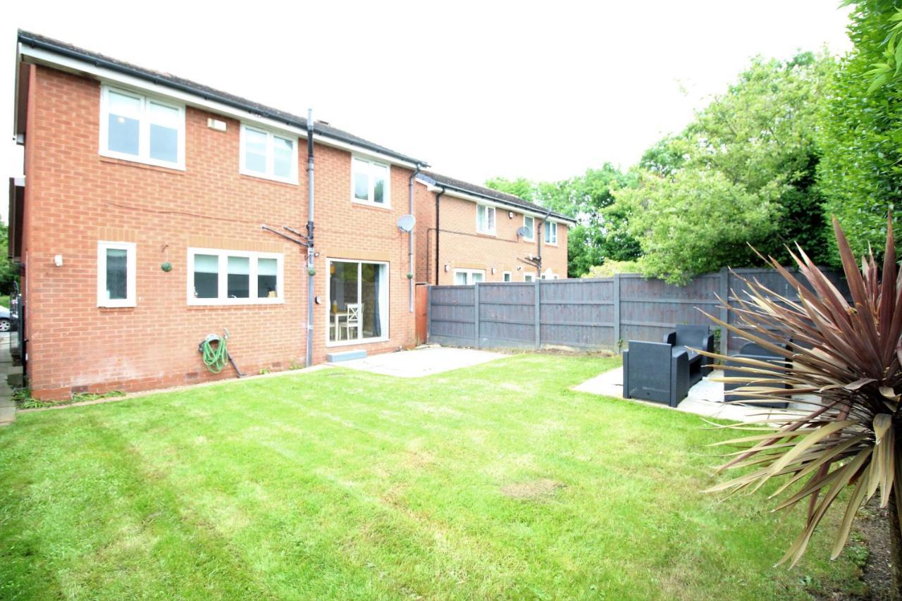 Doncaster - Warmsworth - Great Customer Feedback - 3 Bed Detached House - Private Garden & Parking Plus Garage - Quiet Cul De Sac Location - Dog Friendly - Fast Wifi - Close To Motorway Access Exterior photo